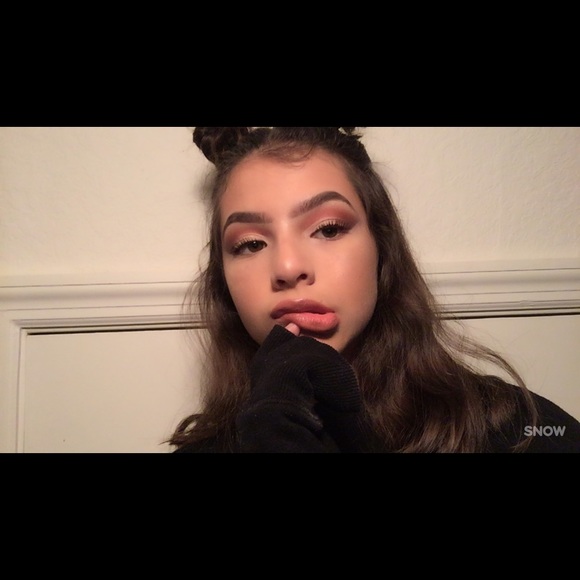 thaina1664