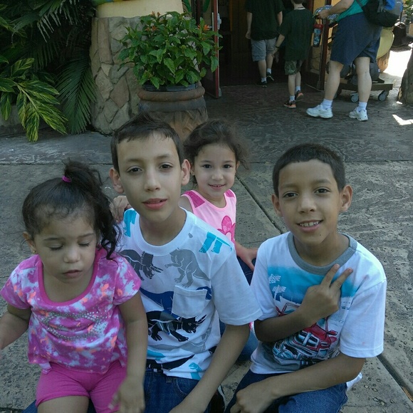tonyrosales
