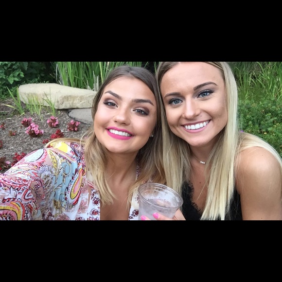 emmareneevog