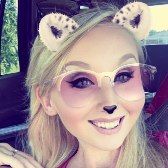 brokenbombshell