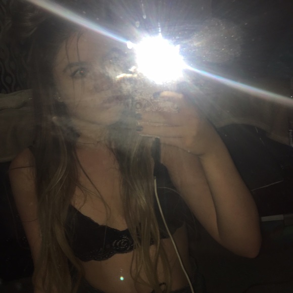 ashleey_taylor