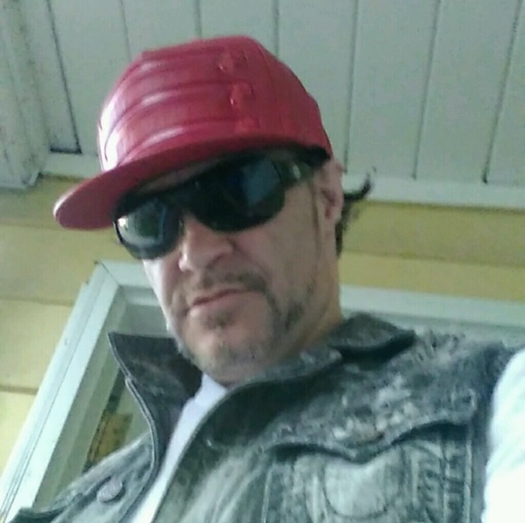 bisket72