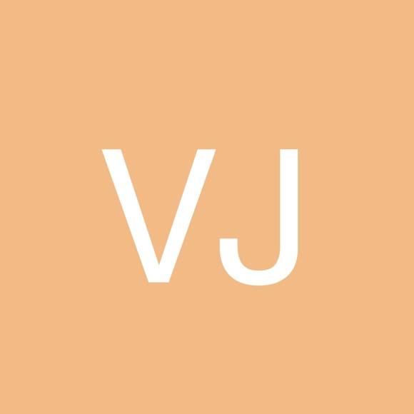 Poshmark profile picture for @clipped