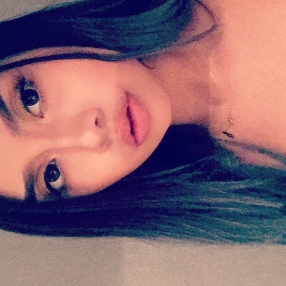 andieshae_
