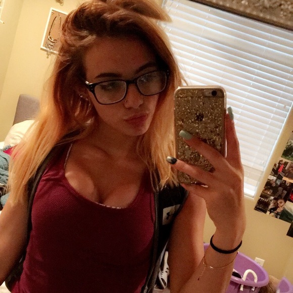 haileyyconn
