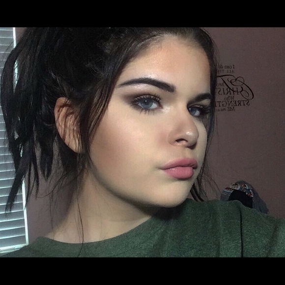 savagelaina