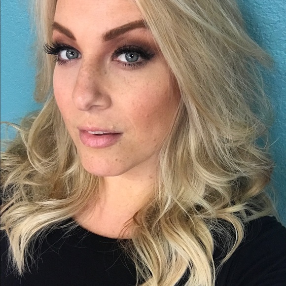 loveleslielyn