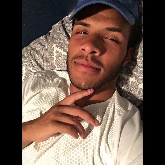 champagne_shawn