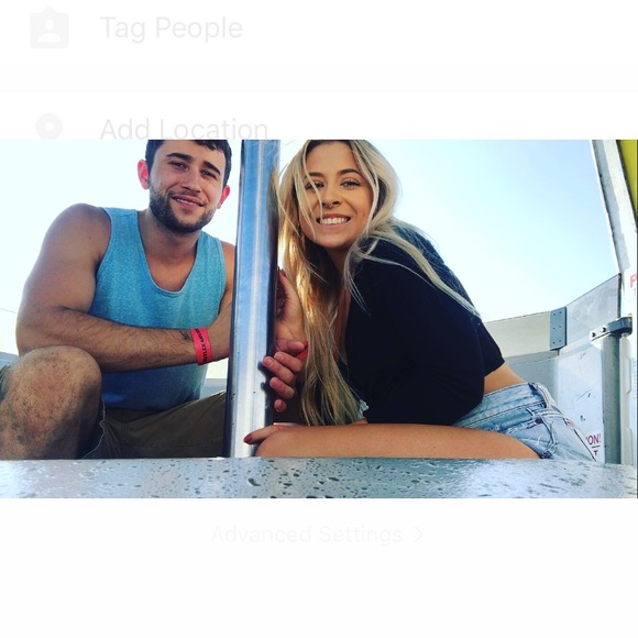 hails77