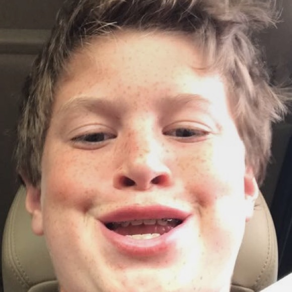 Poshmark profile picture for @fishery