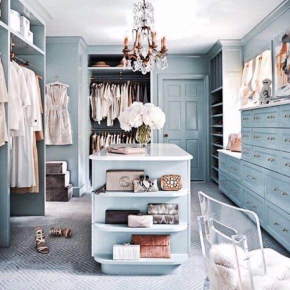 lovelanecloset