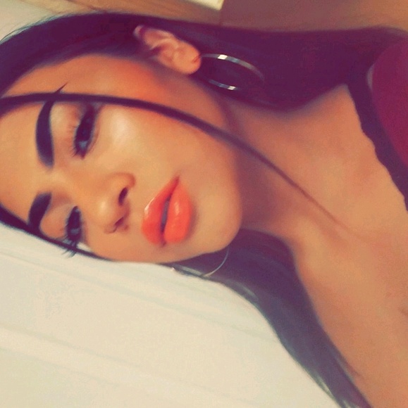 alondrahhhhh__