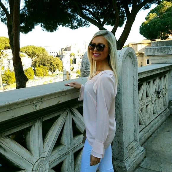 isabella_tess