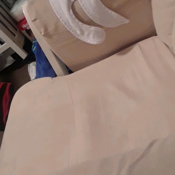 rhodes737377373