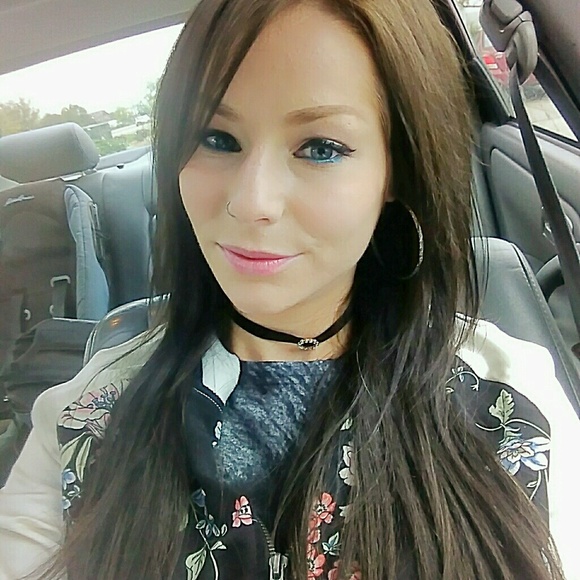 lyndsaysalv