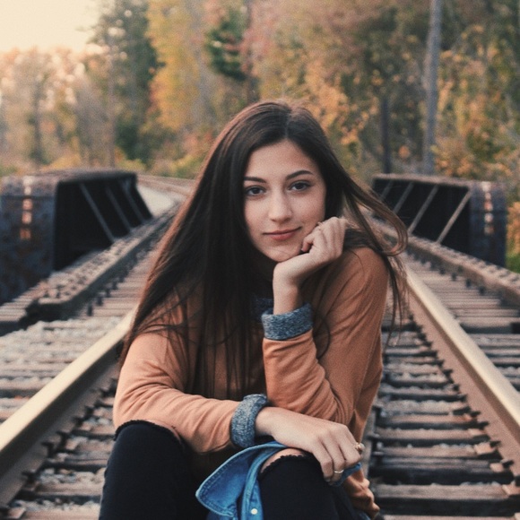 annamariew2000