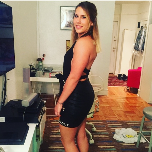 annika_ohr