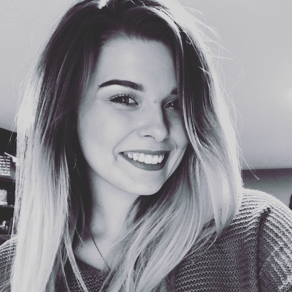 erikaleshelle