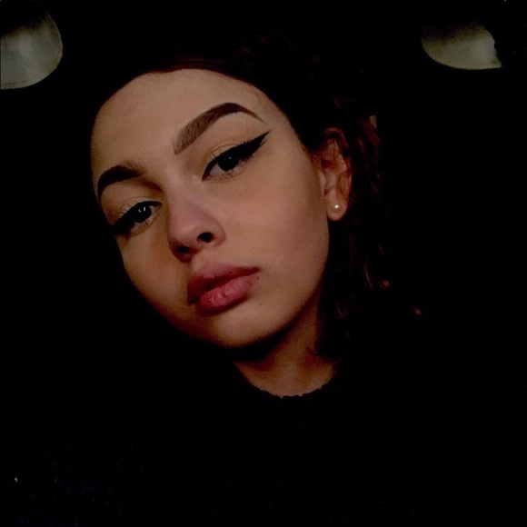 nicoleee1999