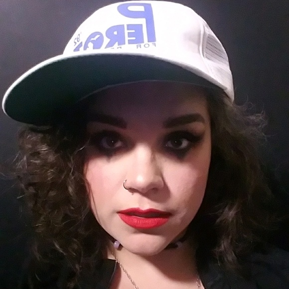 nicolemdobos