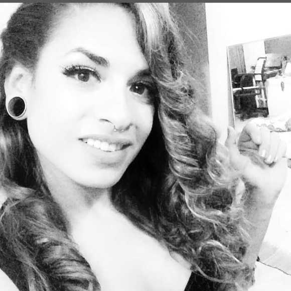 nikkiubs