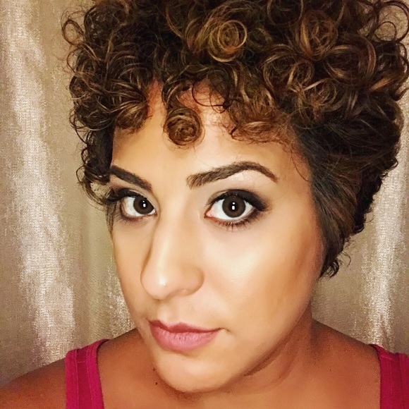 Poshmark profile picture for @salman