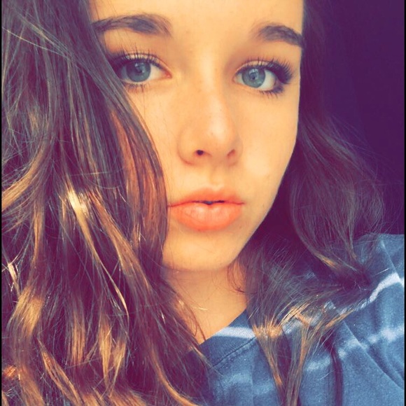 emma_everett25