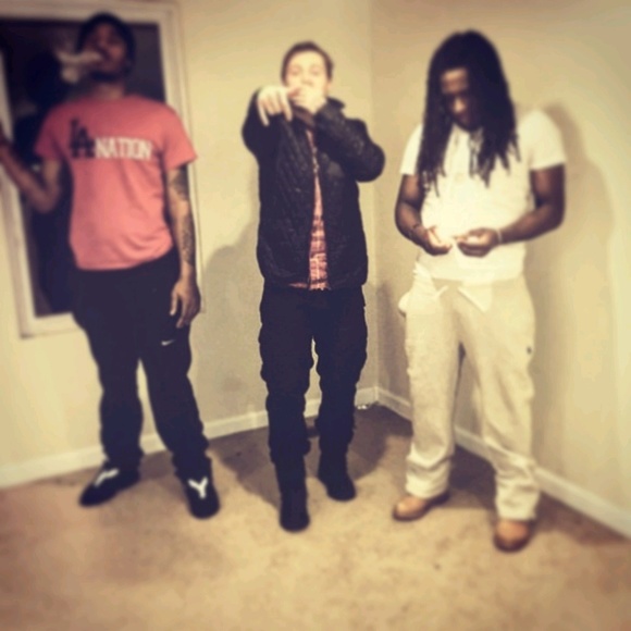 whiteboii_h