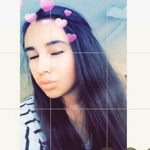 mia34gomez