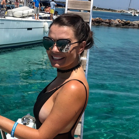 carlajones_86
