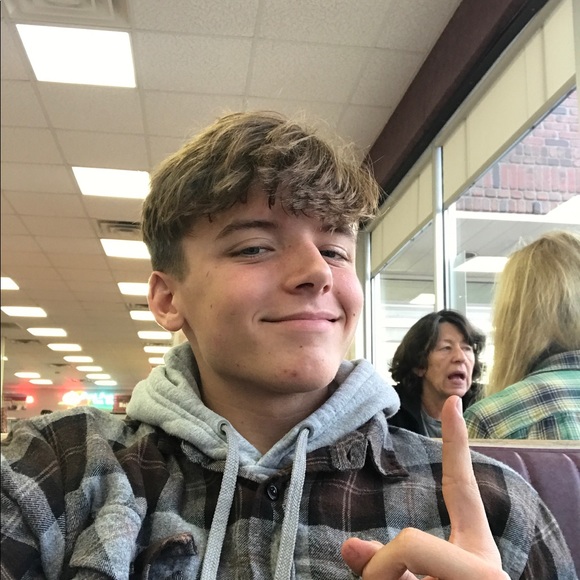 zachrob1429